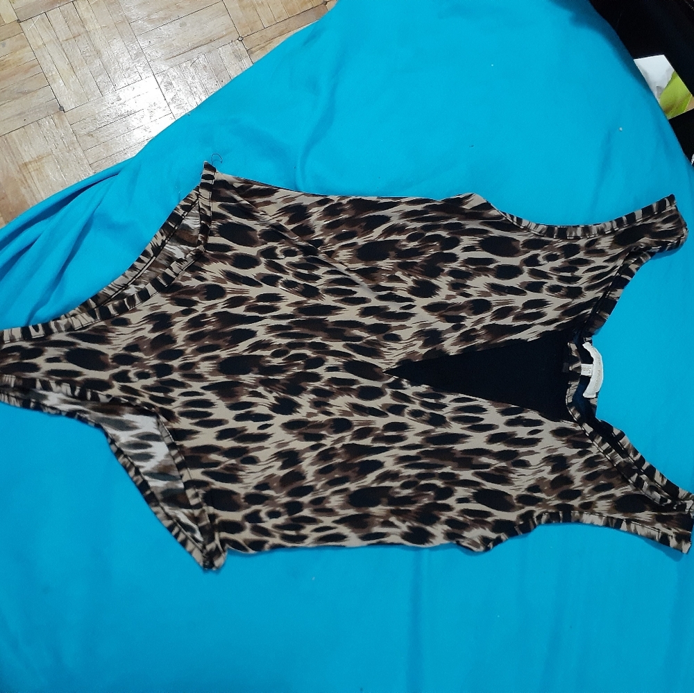 Leapord shirt